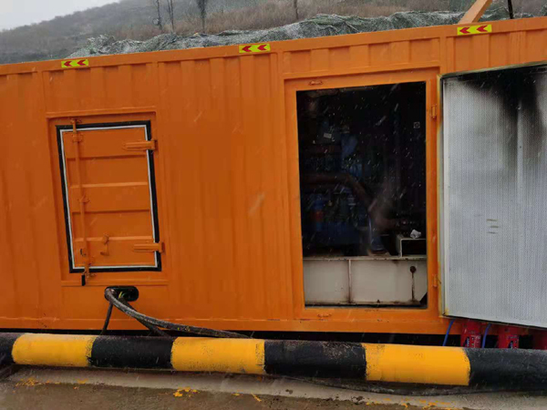 申扎发电机出租 柴油发电机组电压低报警怎么办？