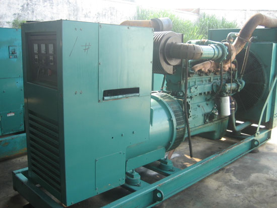 申扎租赁发电机- 发电机碳刷磨损的原因是什么