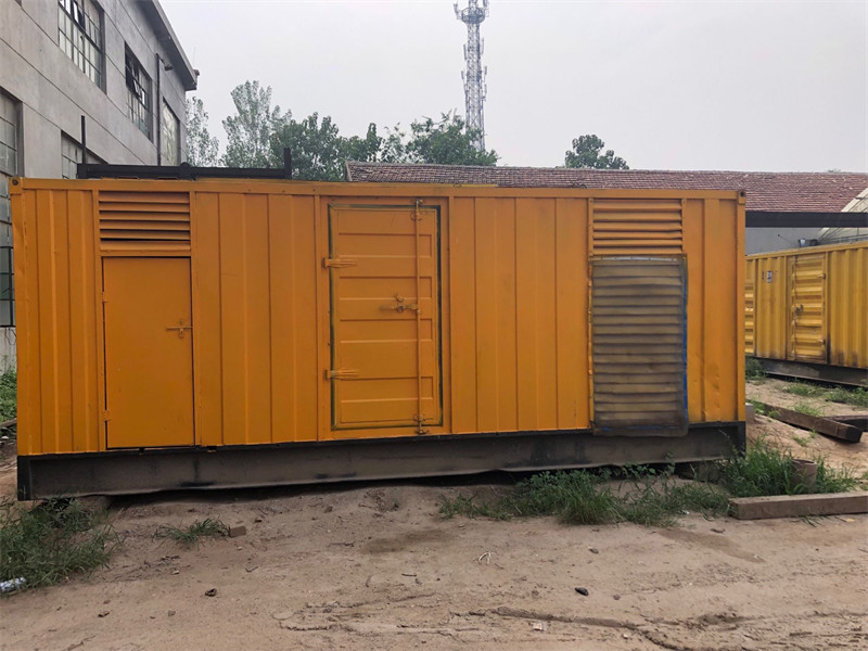 申扎柴油发电机如何判断新机油是否已经完全充满机油滤清器？