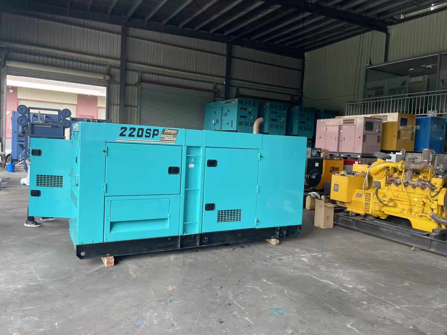 申扎800kW 柴油发电机的输出电流波动范围是多少？