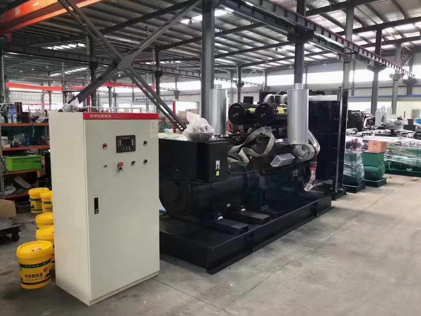 申扎柴油发电机运行时的噪音和振动水平如何？
